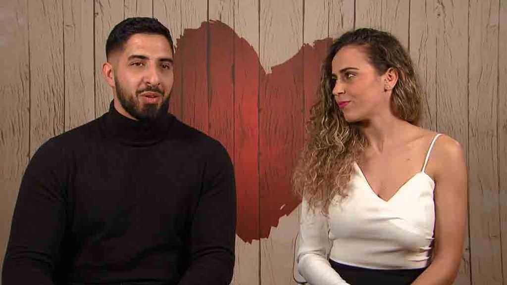 Rosana y Nabil durante su cita en 'First Dates'