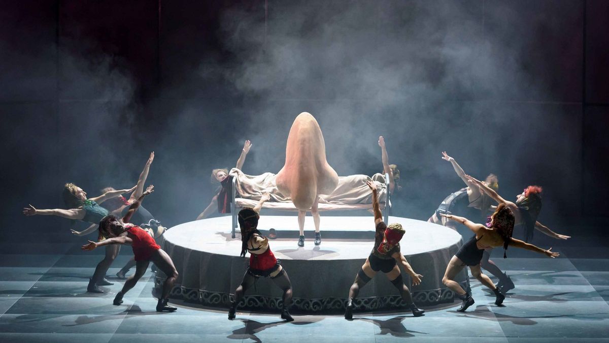 Imagen de la ópera "La nariz" en el Teatro Real Imagen de la ópera "La nariz" en el Teatro Real