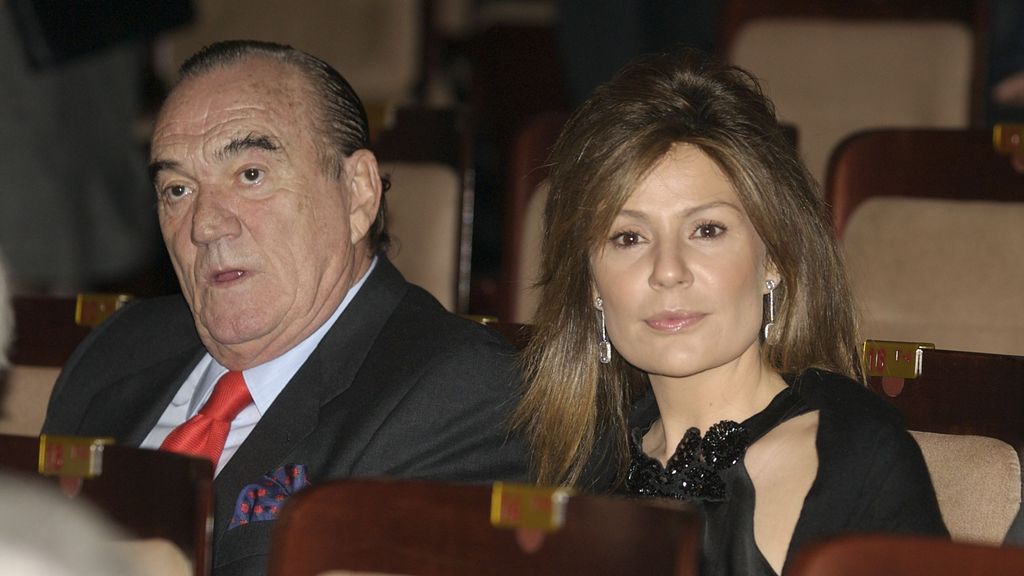 Nuria González y su marido en el Auditorio Nacional. FUENTE: Cordonpress