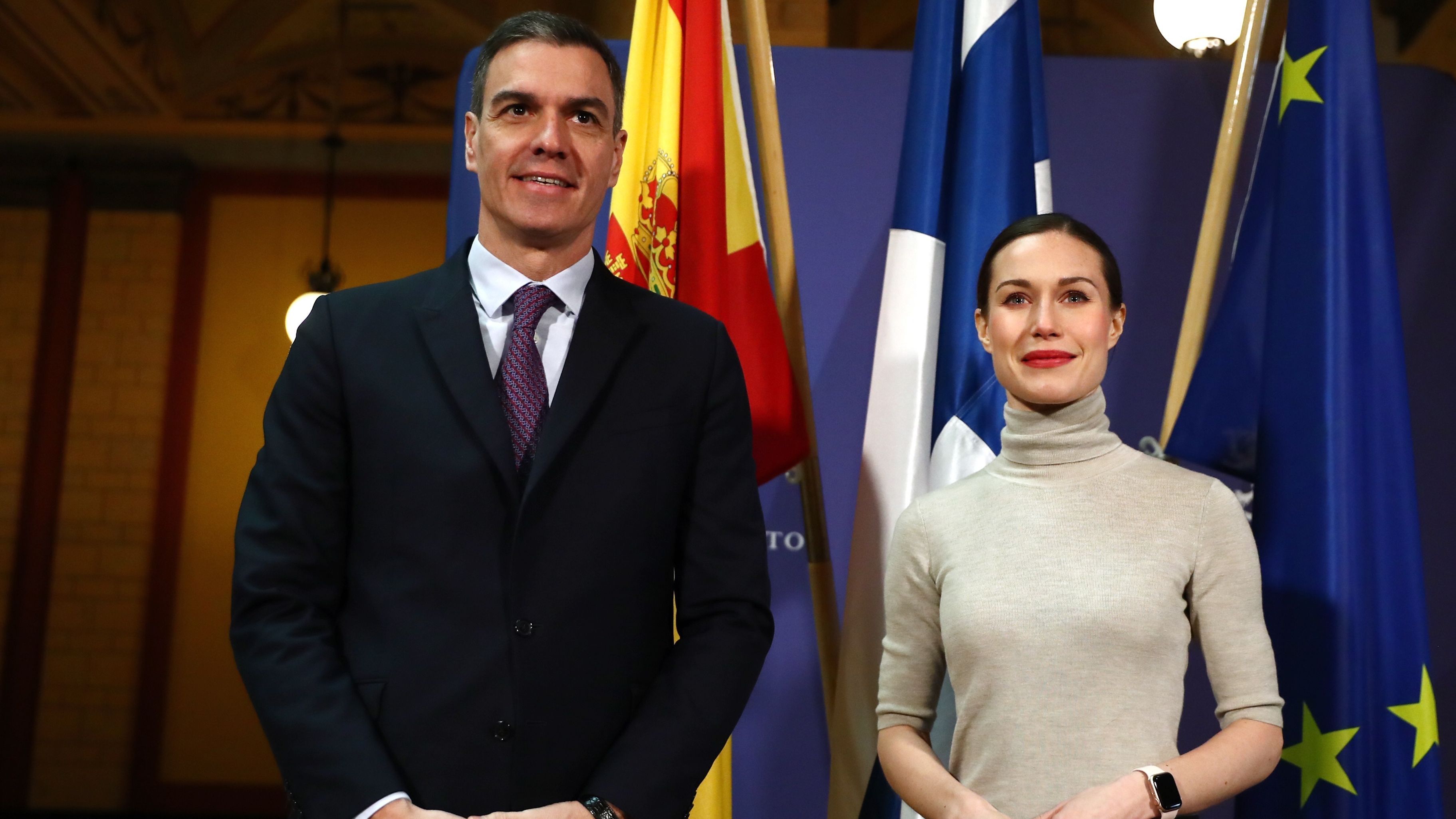 Pedro Sánchez y la primera ministra de Finlandia este viernes en Helsinki