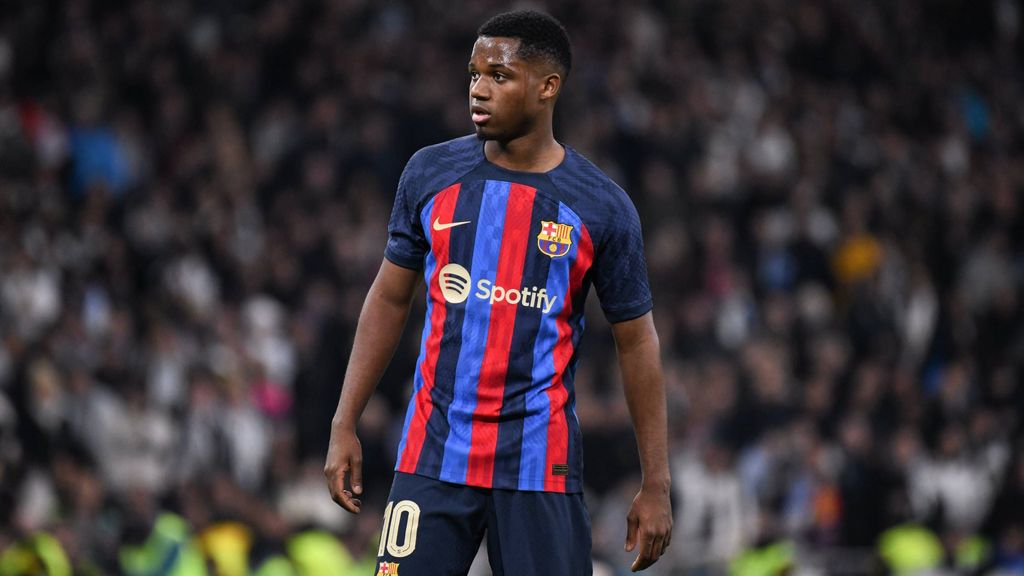 Ansu Fati sigue sin encontrar su sitio en el Barça: sin gol y sin la confianza de sus compañeros