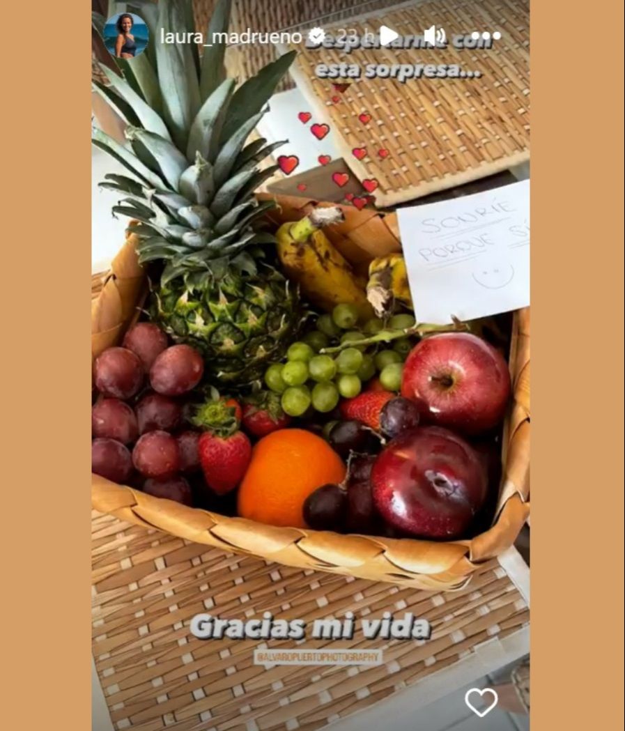 Laura Madrueño muestra la sorpresa que le ha enviado su marido a Honduras