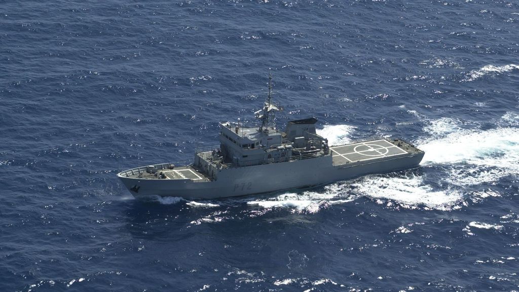 El patrullero español 'Centinela' intercepta dos buques de guerra rusos en el Mediterráneo