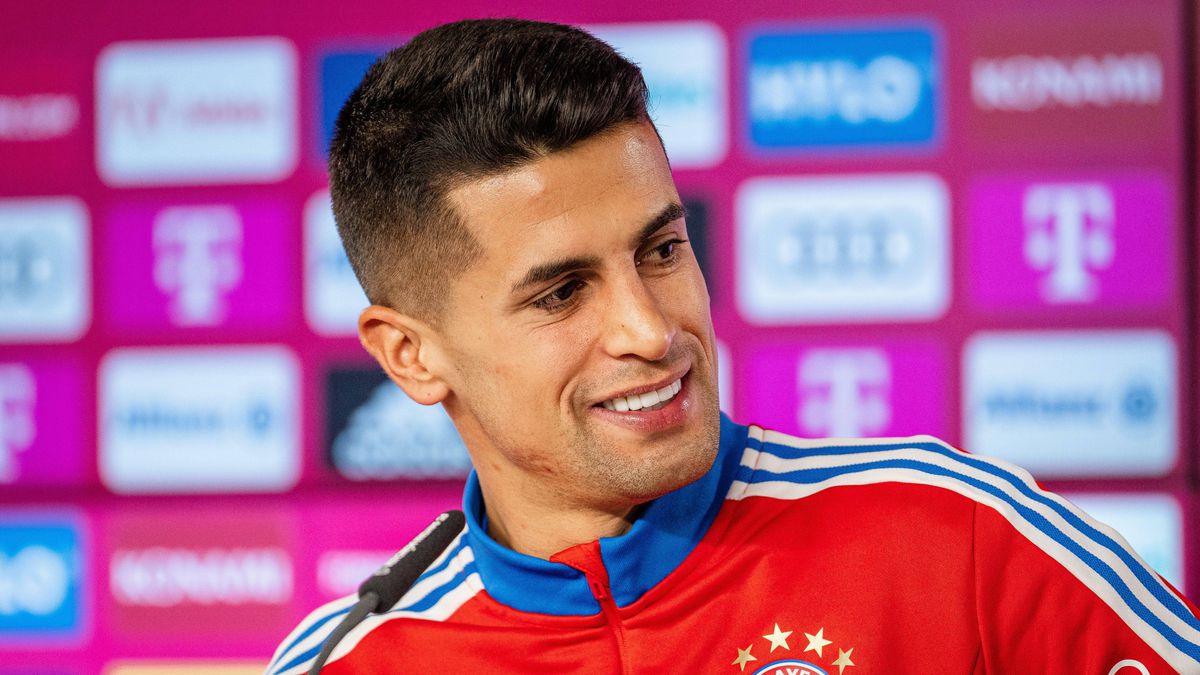El Real Madrid, pendiente de la situación de Cancelo: Guardiola no le quiere y es suplente en el Bayern