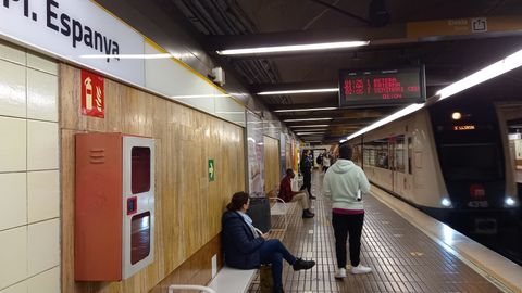 Anuncian huelga en el metro de Valencia para los días de Fallas - NIUS