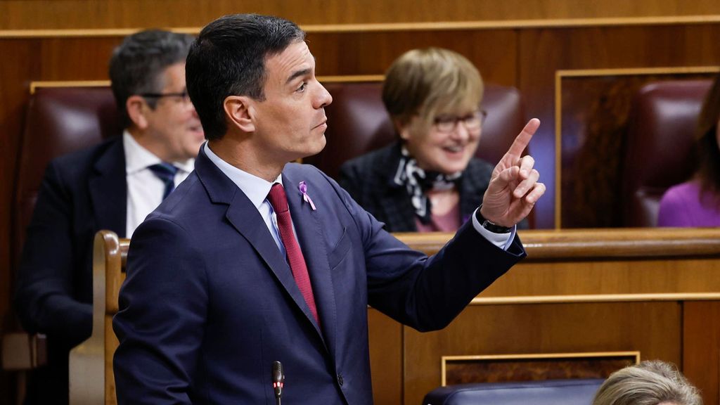 El presidente del Gobierno, Pedro Sánchez, durante la sesión de control