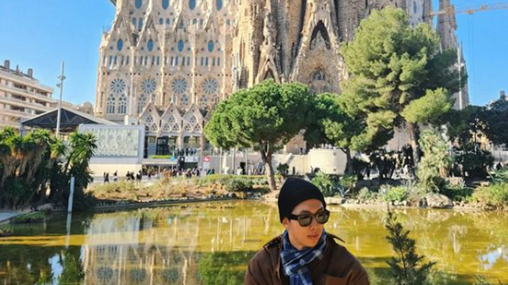 Imagen de RM frente al tempor de Gaudí