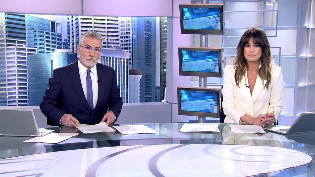 Con David Cantero e Isabel Jiménez Informativos Telecinco 2023 Mediodía 08/03/2023