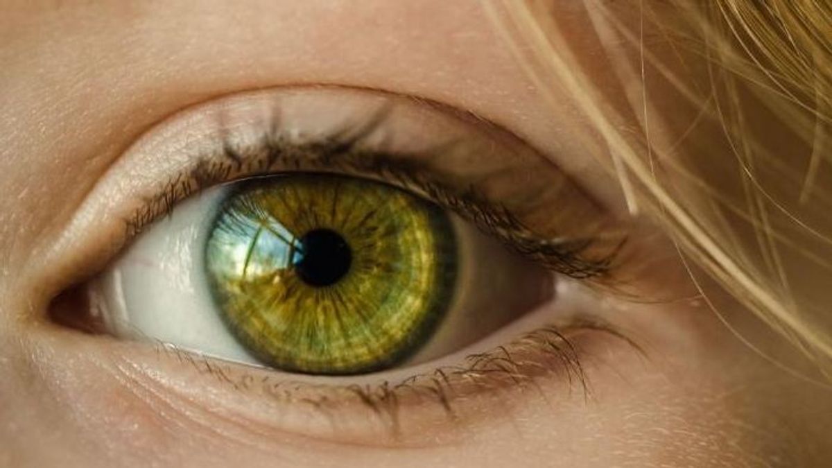 Cambiar el color de los ojos puede ser peligroso para la visión