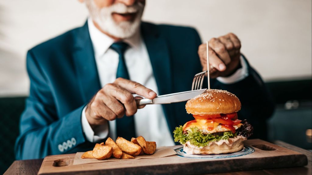 El abuso de la comida rápida ya daña más al hígado que consumir alcohol