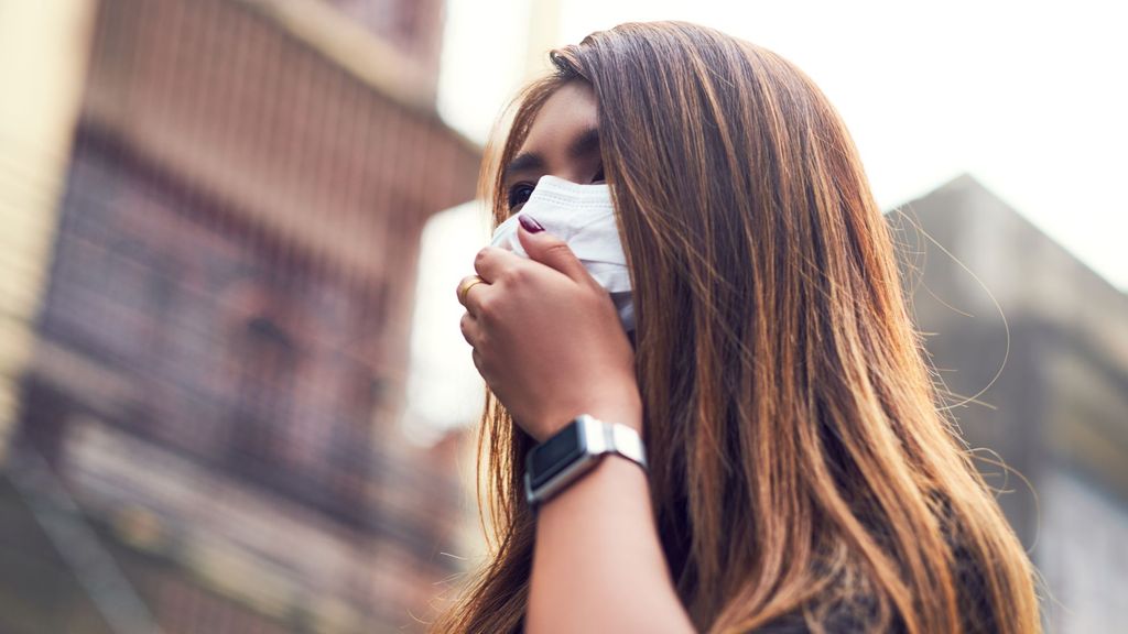 Los especialistas recomiendan a los alérgicos usar mascarilla 