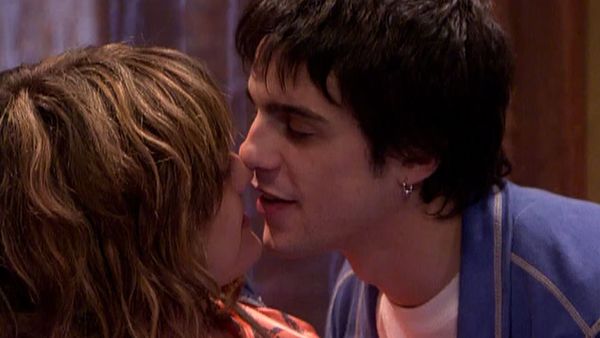 Los Serrano: los besos más icónicos de la serie - Telecinco