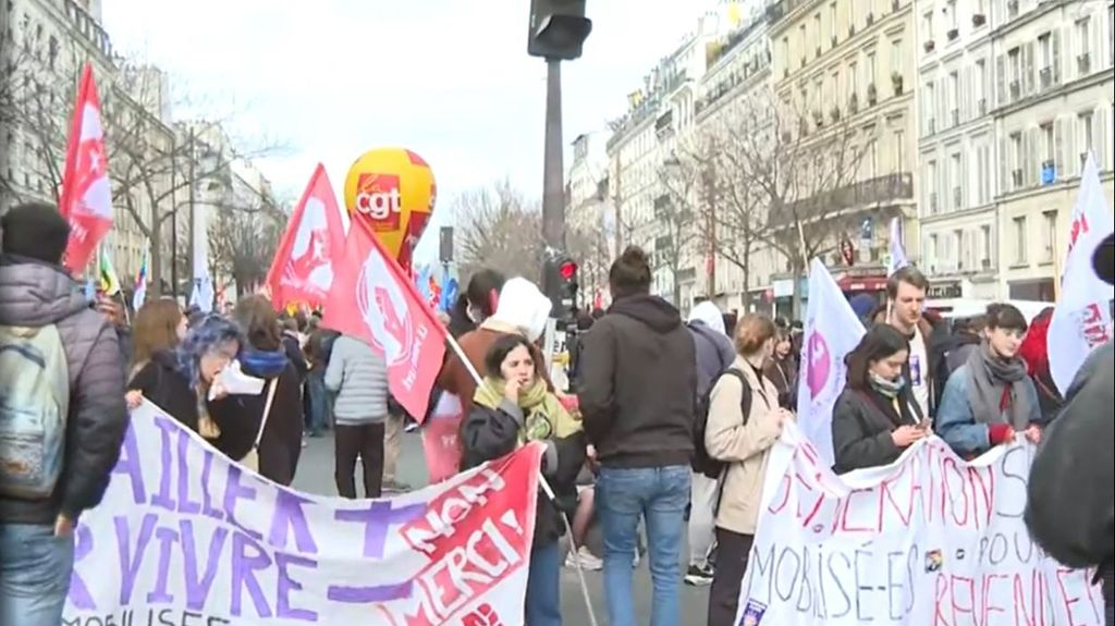 Francia vuelve a movilizarse contra la reforma de las pensiones del Gobierno
