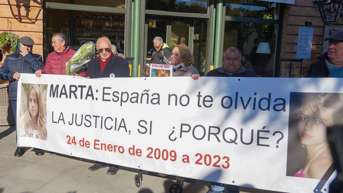 EuropaPress 4943458 jose antonio casanueva abuelo marta castillo concentracion 14 aniversario