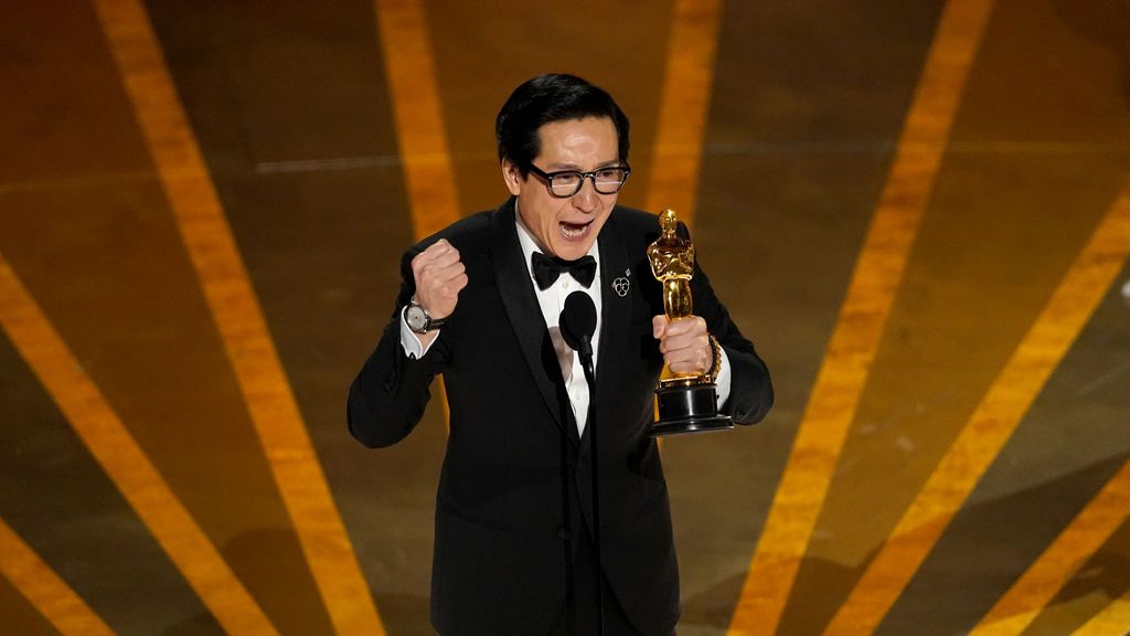 El sueño americano de Ke Huy Quan, mejor actor de reparto: "¡Mamá, acabo de ganar un Oscar!"
