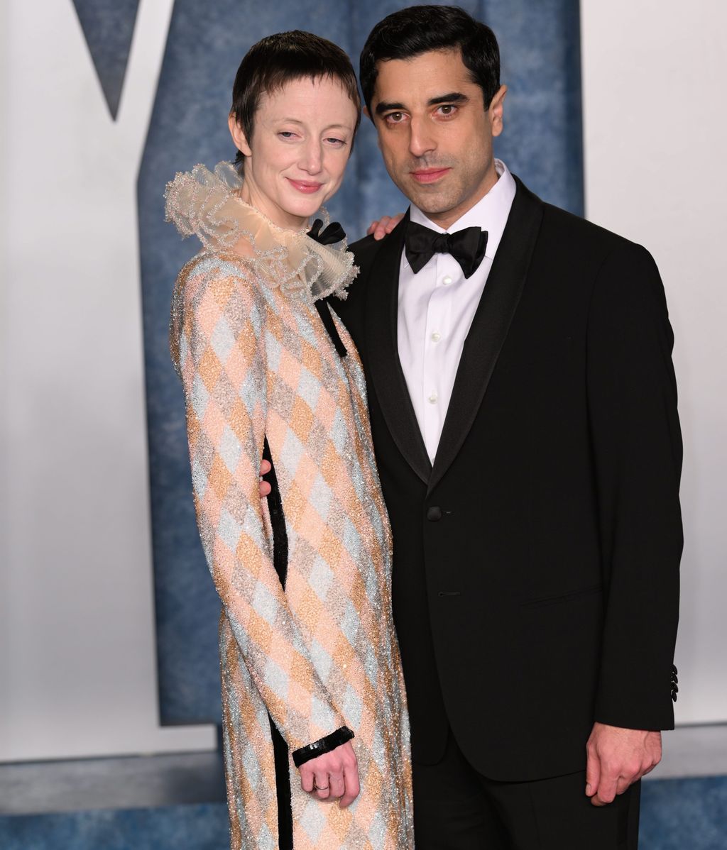 Andrea Riseborough y Karim Saleh