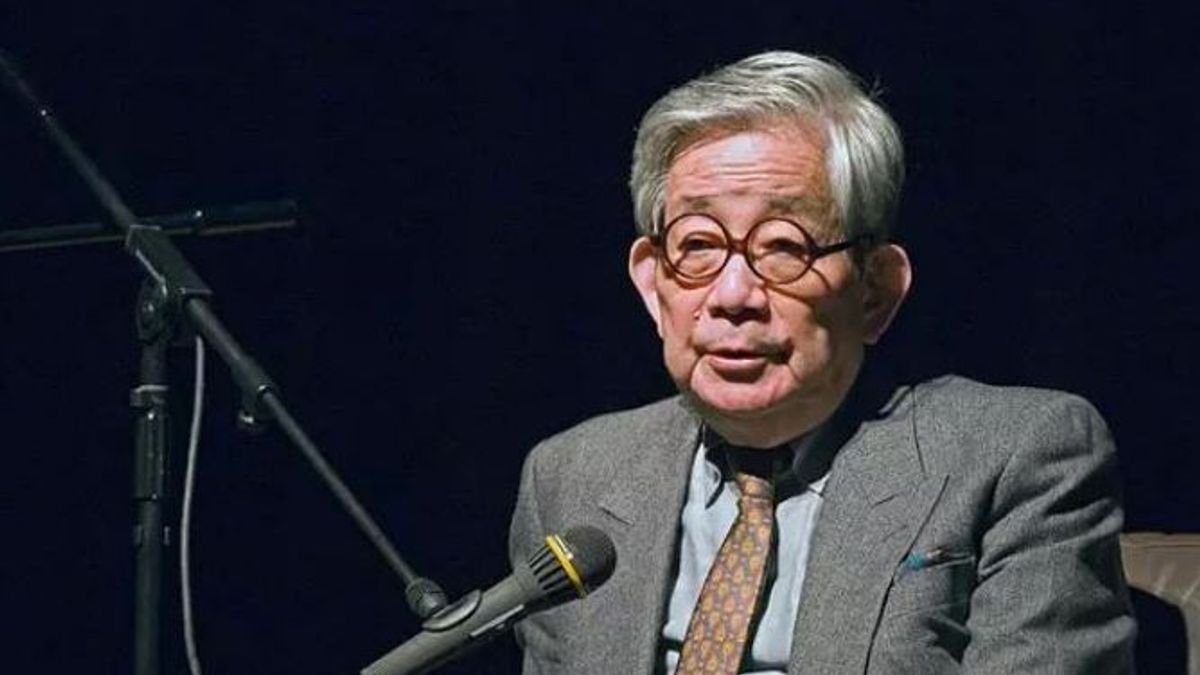 kENZABURO OE kENZABURO OE