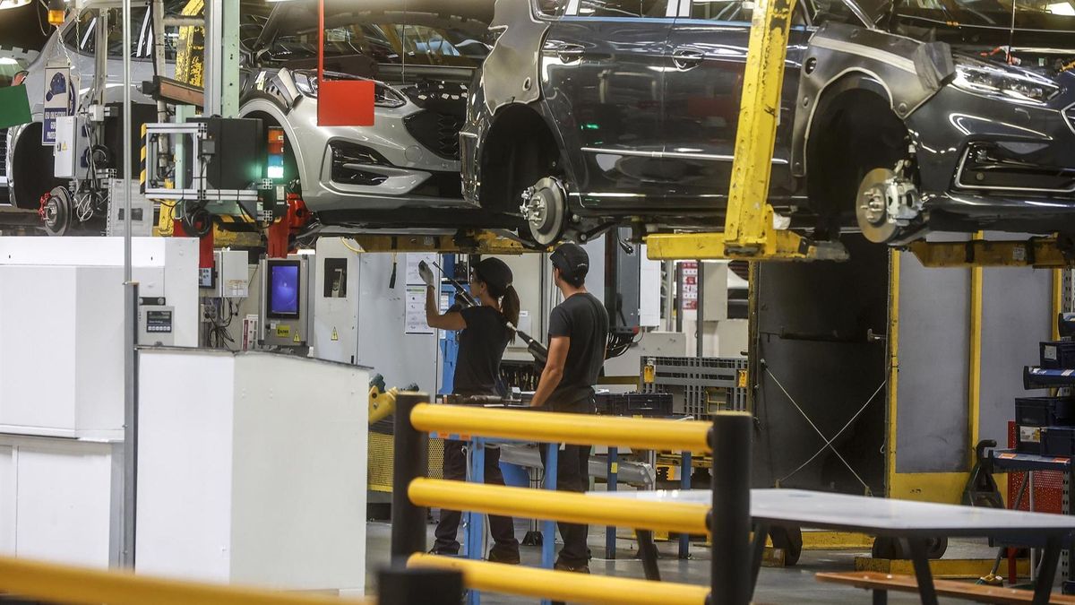 Los despidos por el ERE en Ford Almussafes se concentrarán en la planta de vehículos, con 960 afectados