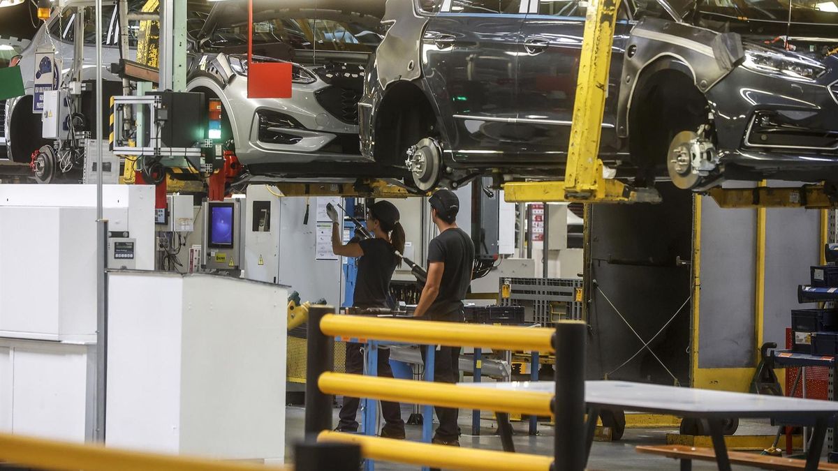 Los despidos por el ERE en Ford Almussafes se concentrarán en la planta de vehículos, con 960 afectados Los despidos por el ERE en Ford Almussafes se concentrarán en la planta de vehículos, con 960 afectados