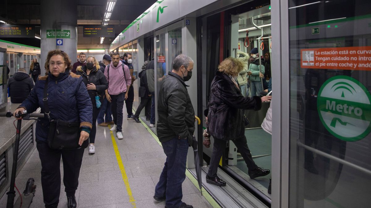 La plantilla de Metro de Sevilla irá a la huelga que podría afectar a la Semana Santa y la Feria - NIUS La plantilla de Metro de Sevilla irá a la huelga que podría afectar a la Semana Santa y la Feria - NIUS