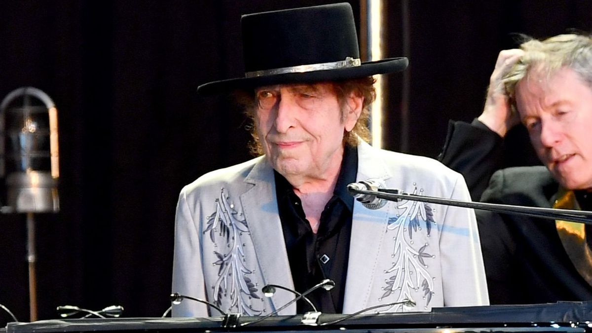 Bob Dylan prohíbe móviles en sus conciertos