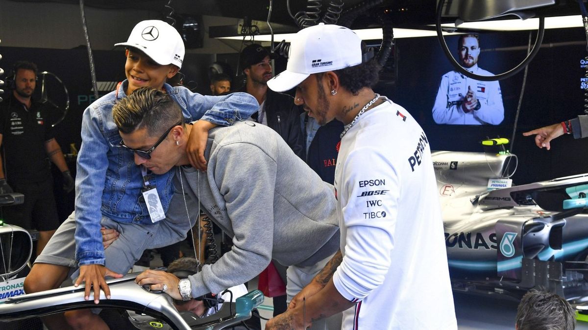 Cristiano Ronaldo, 'obligado' a acudir al GP de Arabia de Fórmula 1: una cláusula especial del contrato Cristiano Ronaldo, 'obligado' a acudir al GP de Arabia de Fórmula 1: una cláusula especial del contrato
