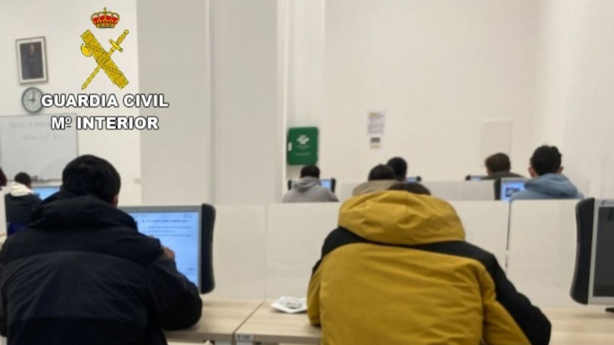 Imagen de examen teórico del carnet de conducir Imagen de examen teórico del carnet de conducir