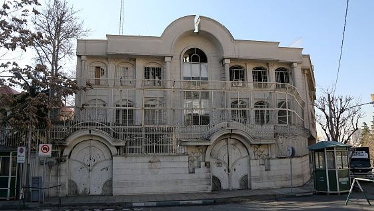 Imagen del edificio de la Embajada de Arabia Saudí en Teherán