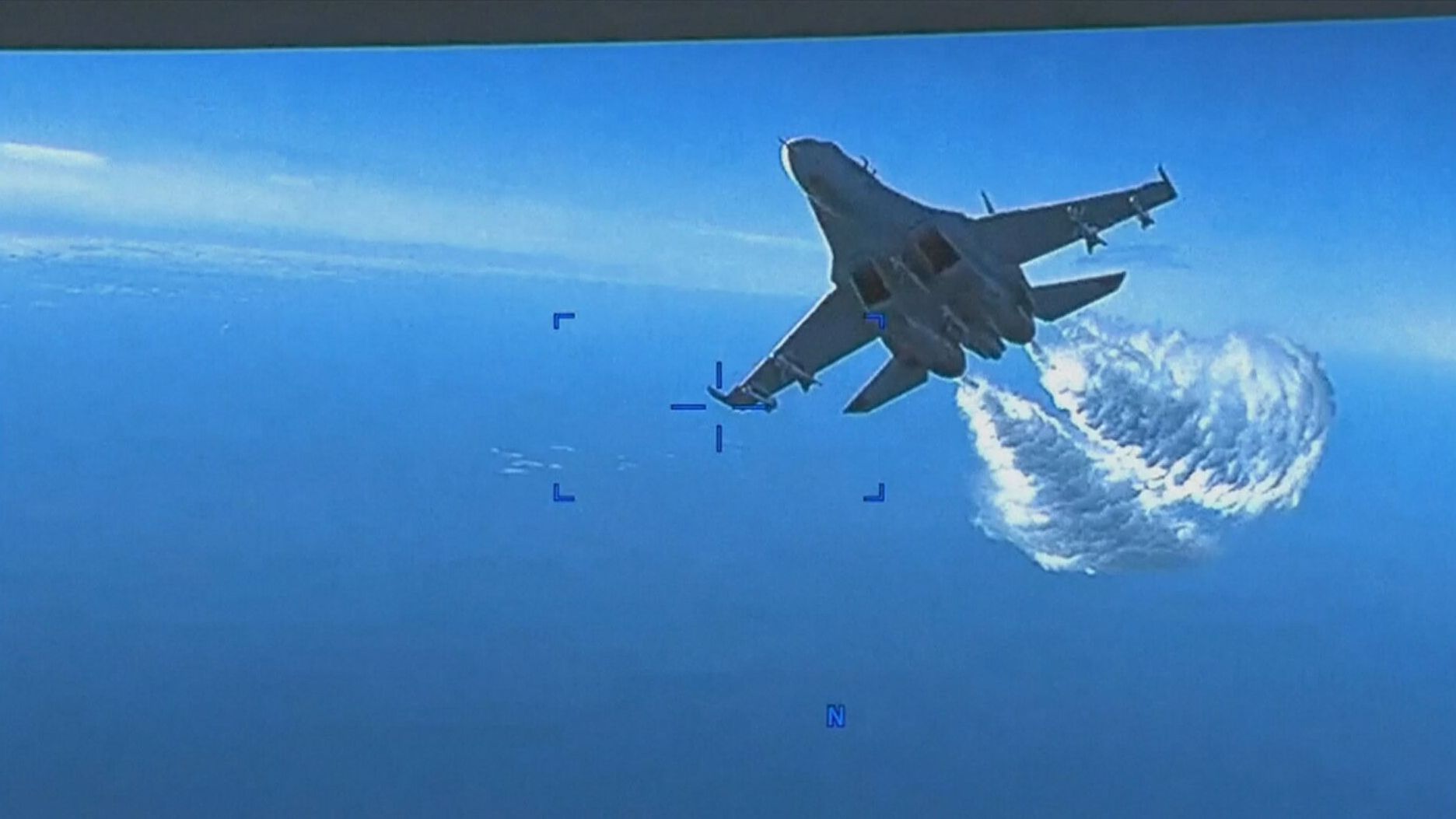 El vídeo del instante en que el caza ruso impacta contra el dron de EEUU en el Mar Negro