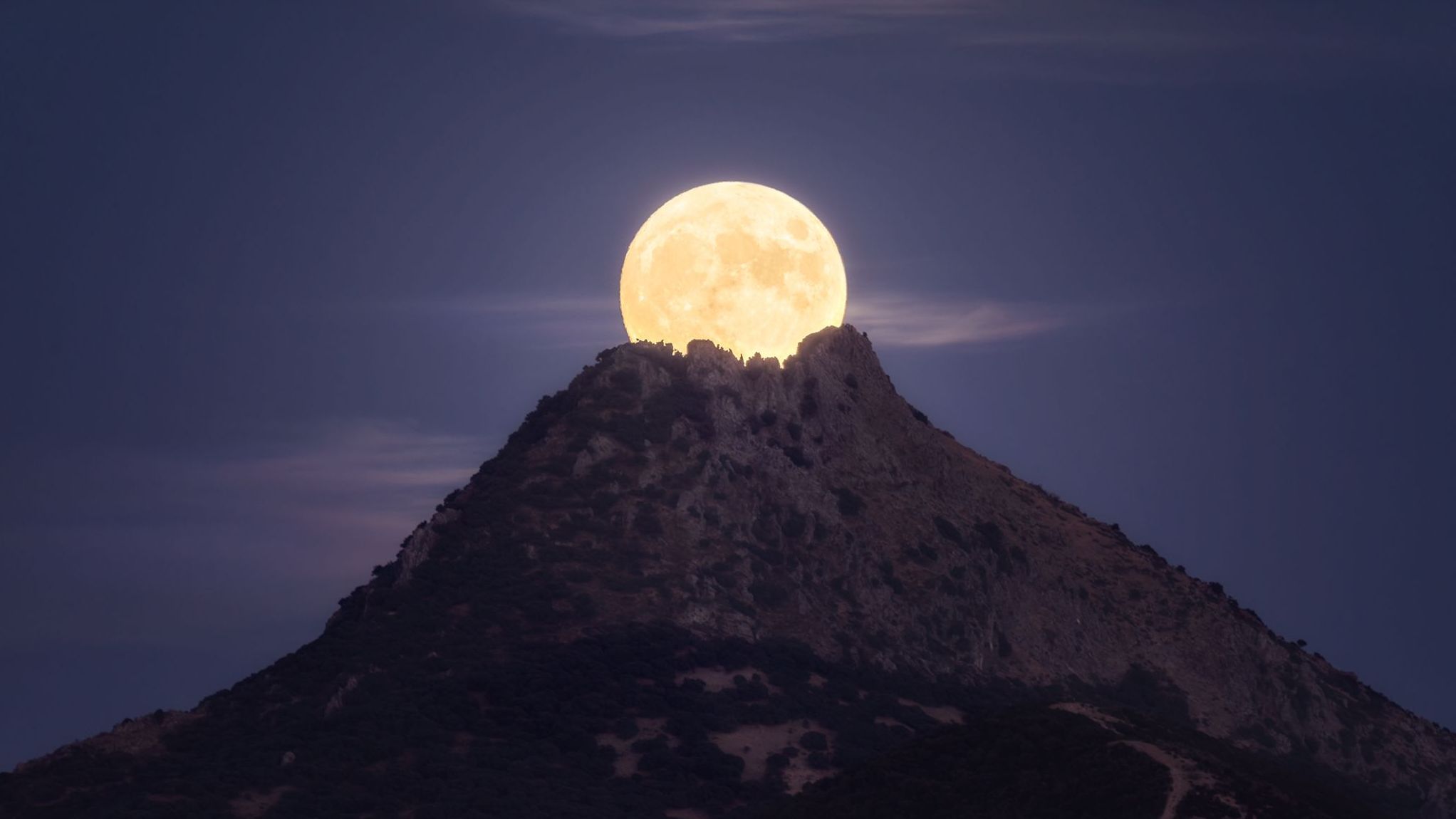 Erupción lunar, del astrofotógrafo Jordi L. Coy
