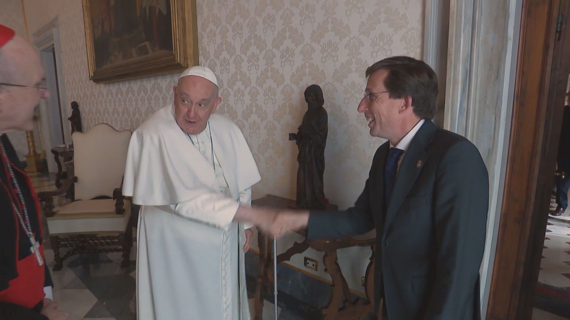 The pope’s ‘trolling’ to Almeida: “Ah, the inheritor to the nice Manuela”