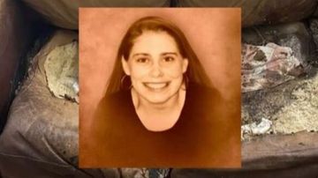 Lacey Fletcher, la mujer que murió abandonada 12 años en un sofá