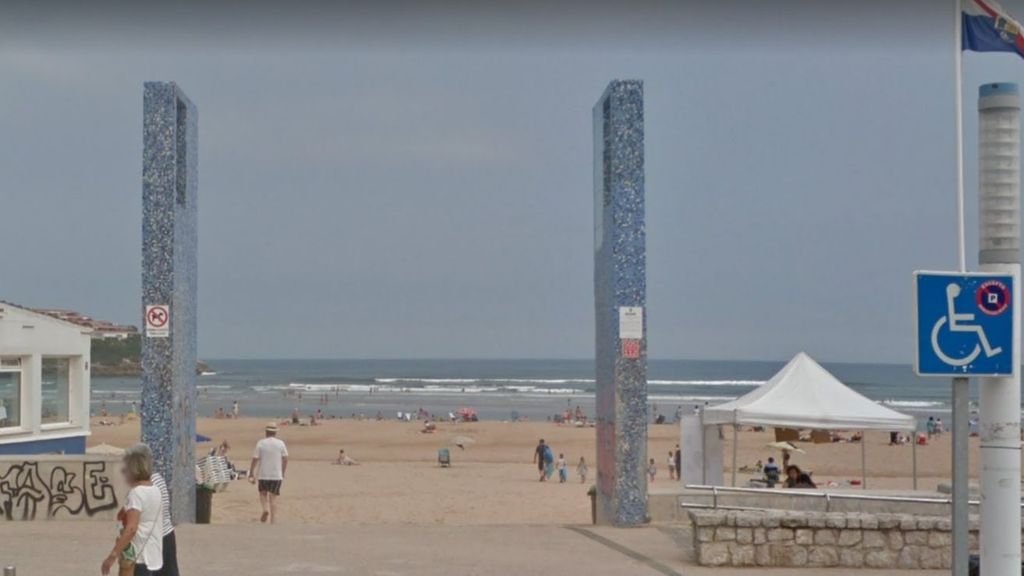 Muere un surfista en la playa de La Concha, en Suances, Cantabria