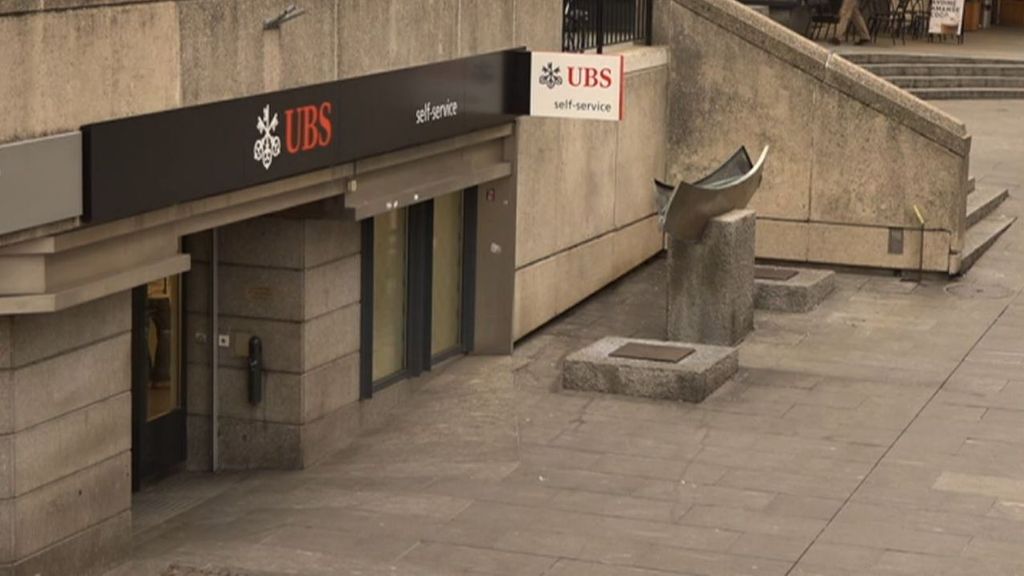 UBS compra Credit Suisse por unos 3.037 millones de euros para evitar su colapso