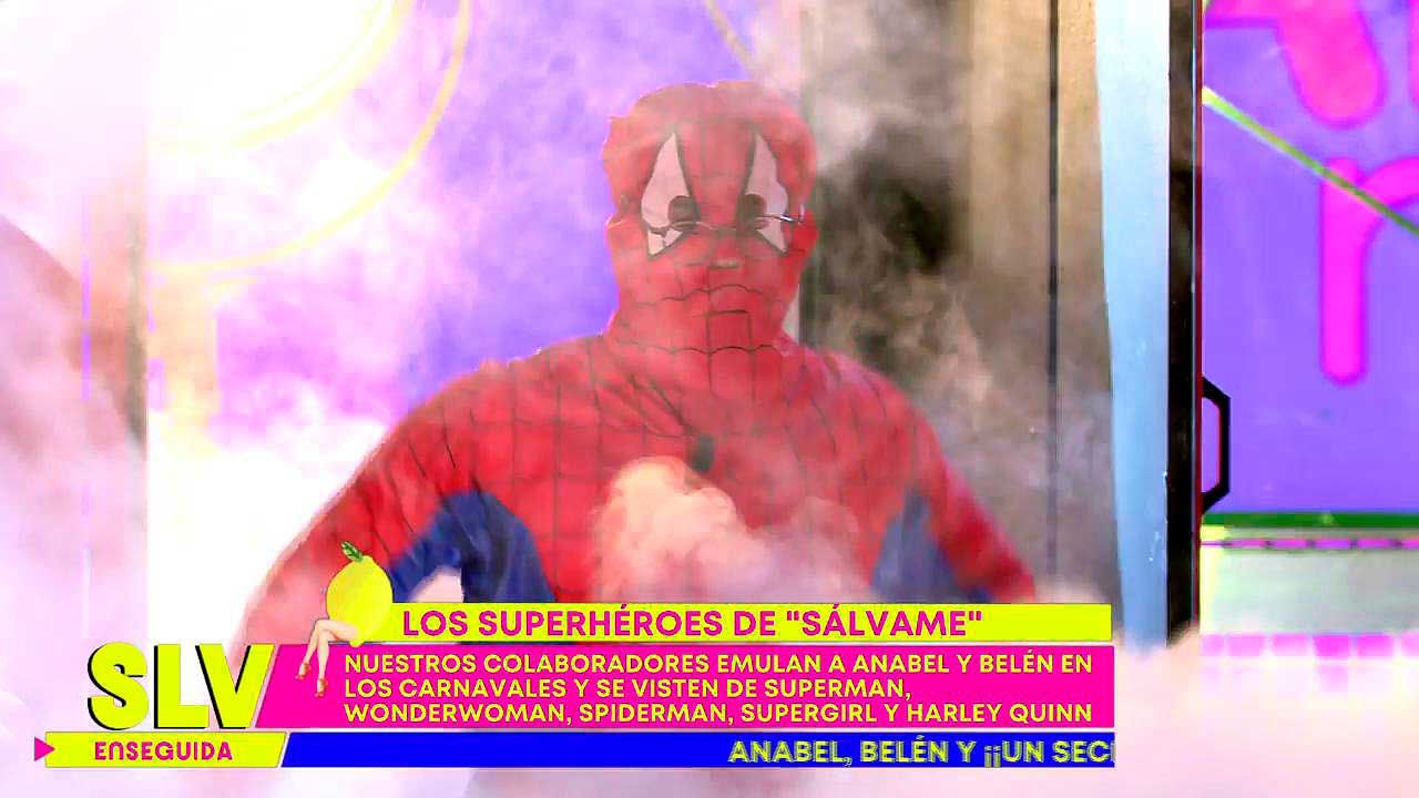 'Sálvame' se llena de superhéroes