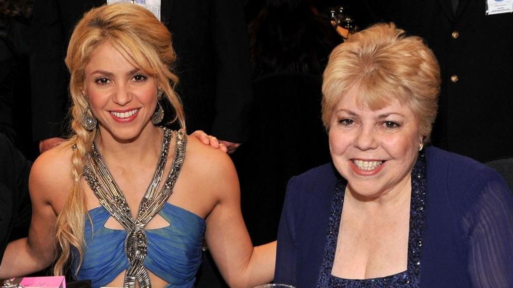 La madre de Shakira, ingresada por una trombosis en una pierna: síntomas que pueden ayudarte a detectarla