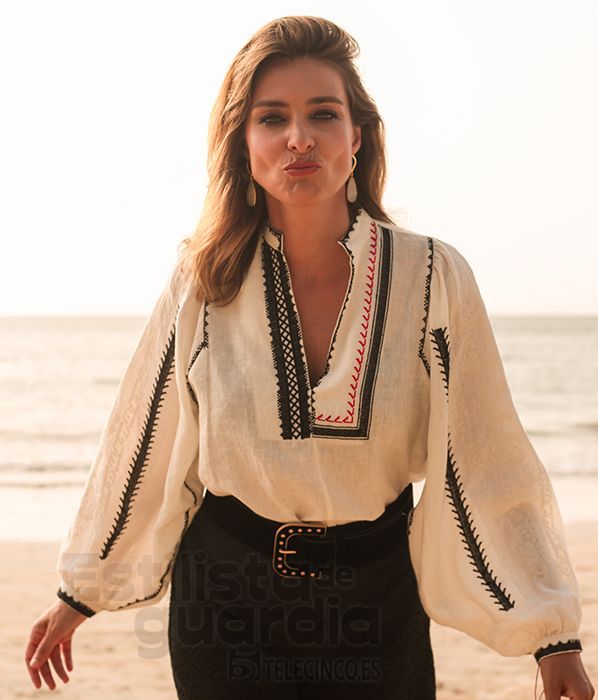 Los looks de Sandra Barneda en el noveno programa de 'La isla de las tentaciones'