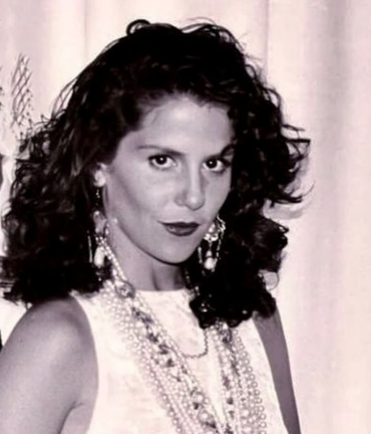 Rebecca Jones, en sus inicios en la interpretación