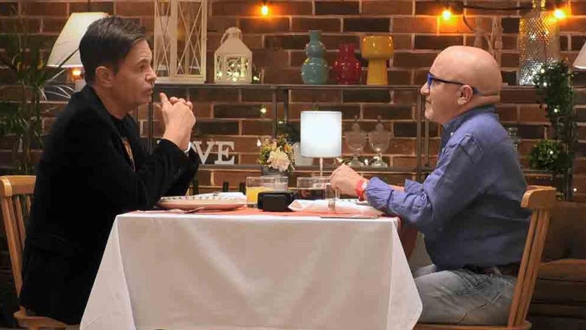 Roberto recuerda con cariño a su follamigo en ‘First Dates’: “Era un cura de Roma”