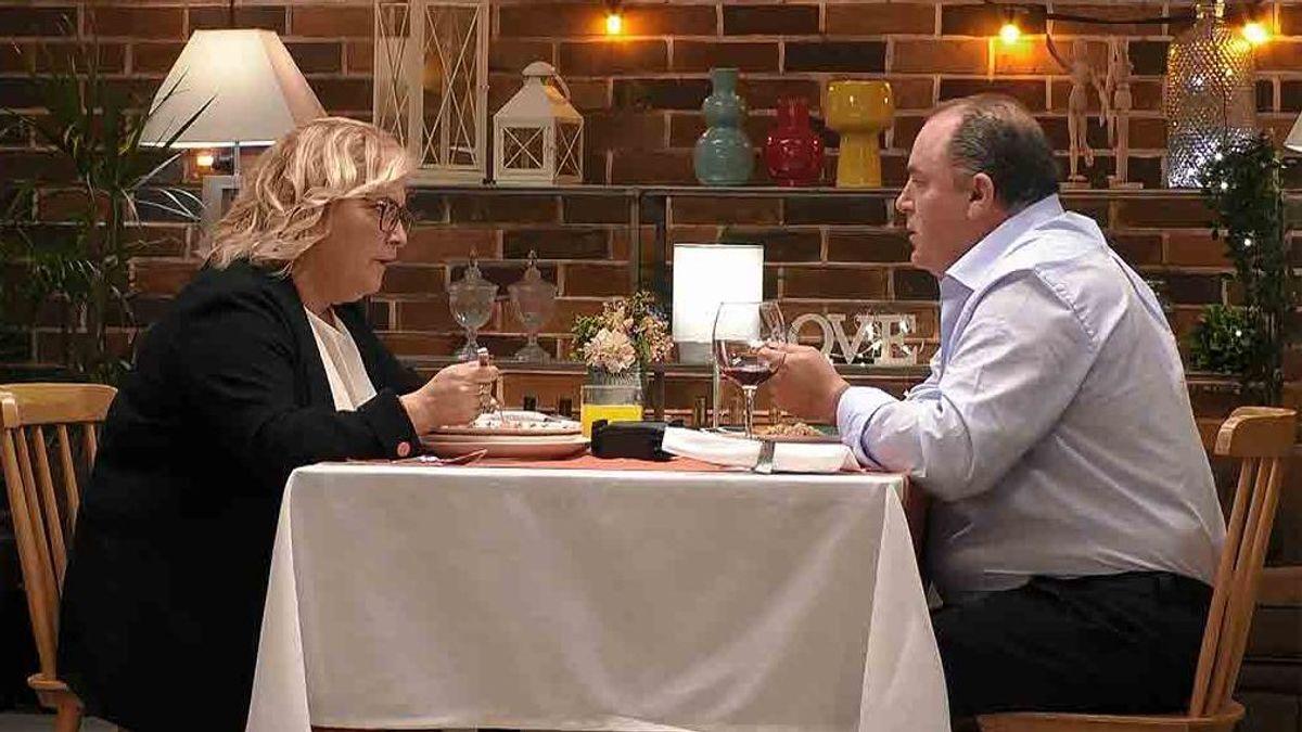 Las teorías sexuales de Juan Jesús en ‘First Dates’: “Si no haces el sexo meas para abajo”