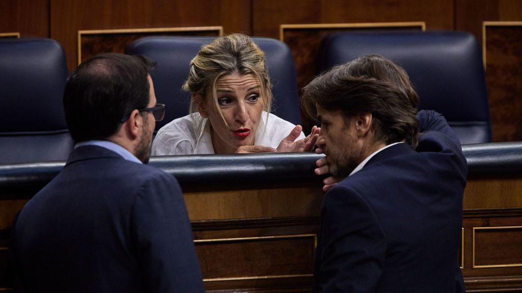 Díaz charla con Alberto Garzón y Jaume Asens en el Congreso