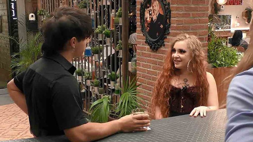 Joseba y Helena durante su cita en 'First Dates'