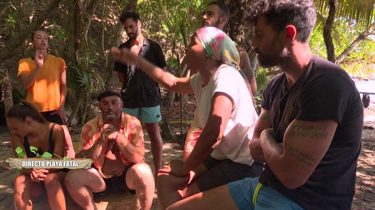 Adara y Arelys se explican en directo sobre su tensa discusión