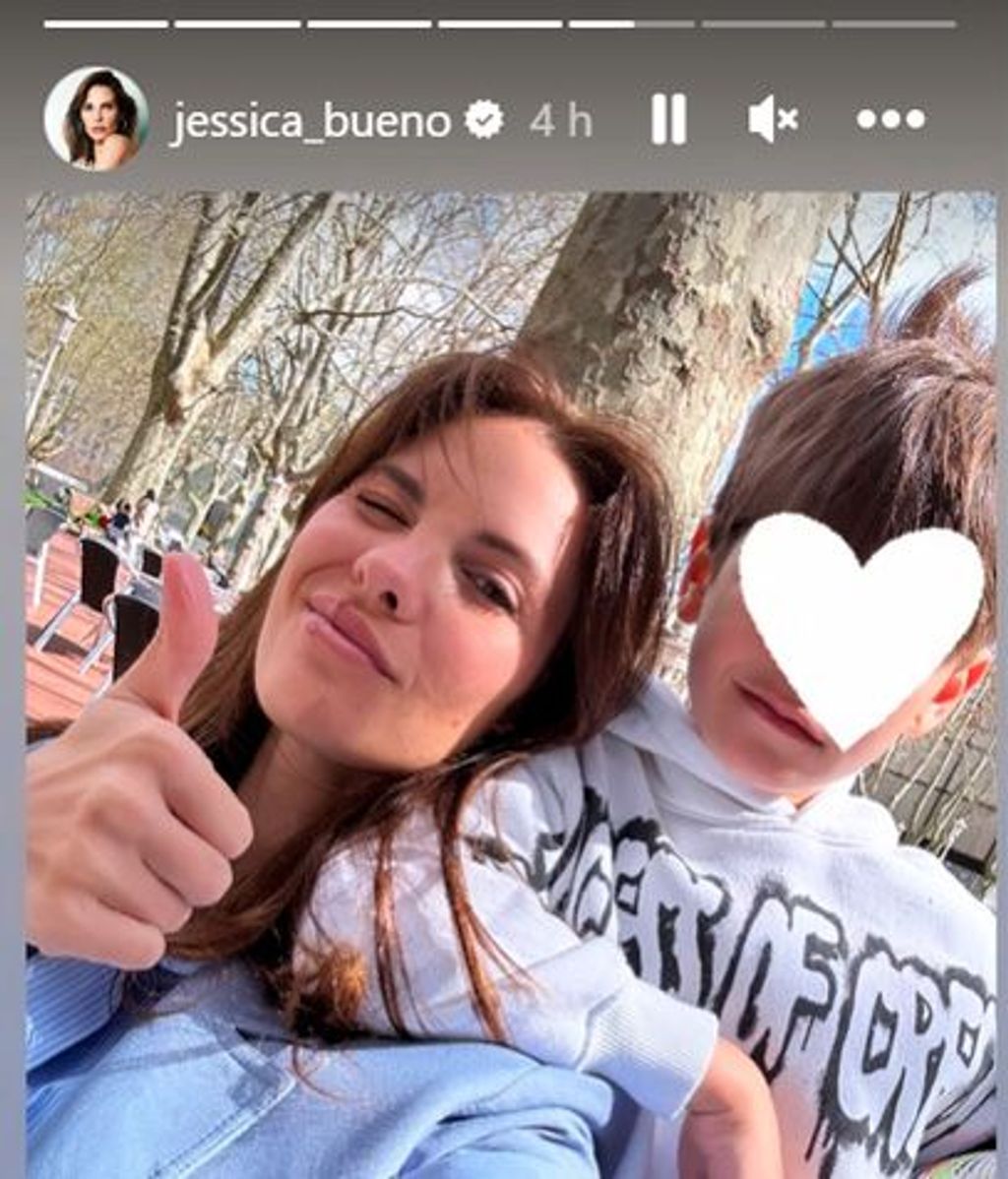 Jessica Bueno se refugia en sus hijos