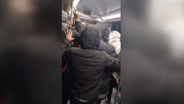 Una reyerta en el Metro de Madrid acaba con 16 arrestados y dos heridos
