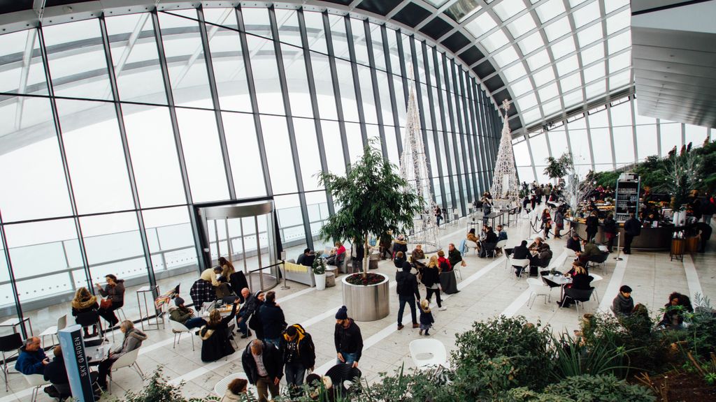 Así son los nuevos escáneres en aeropuertos: ¿por qué no habrá que sacar líquidos ni dispositivos?