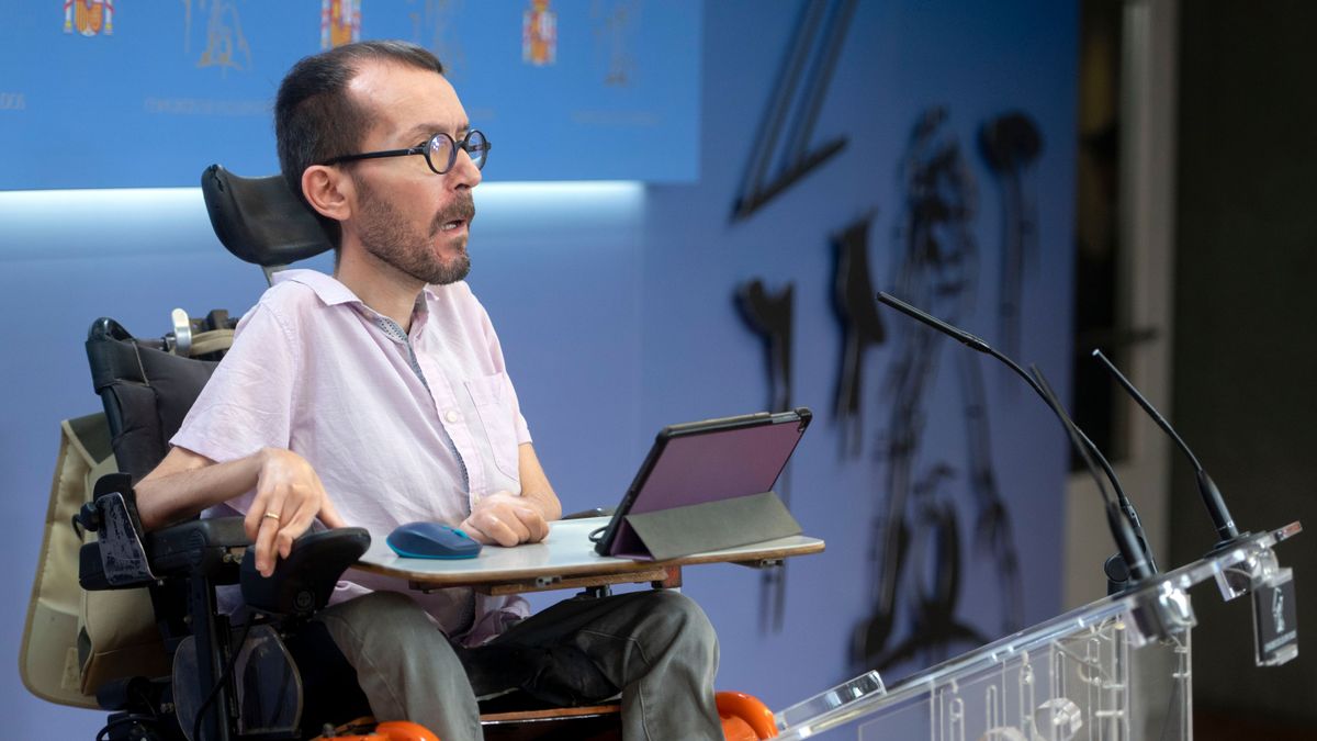 El portavoz de Podemos en el Congreso, Pablo Echenique