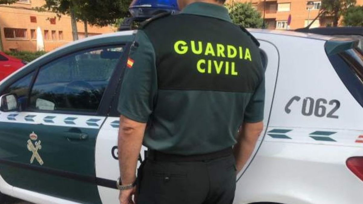 La Guardia Civil investiga la muerte de una mujer y su hijo de 16 años en la localidad segoviana de Carbonero de Ahusín