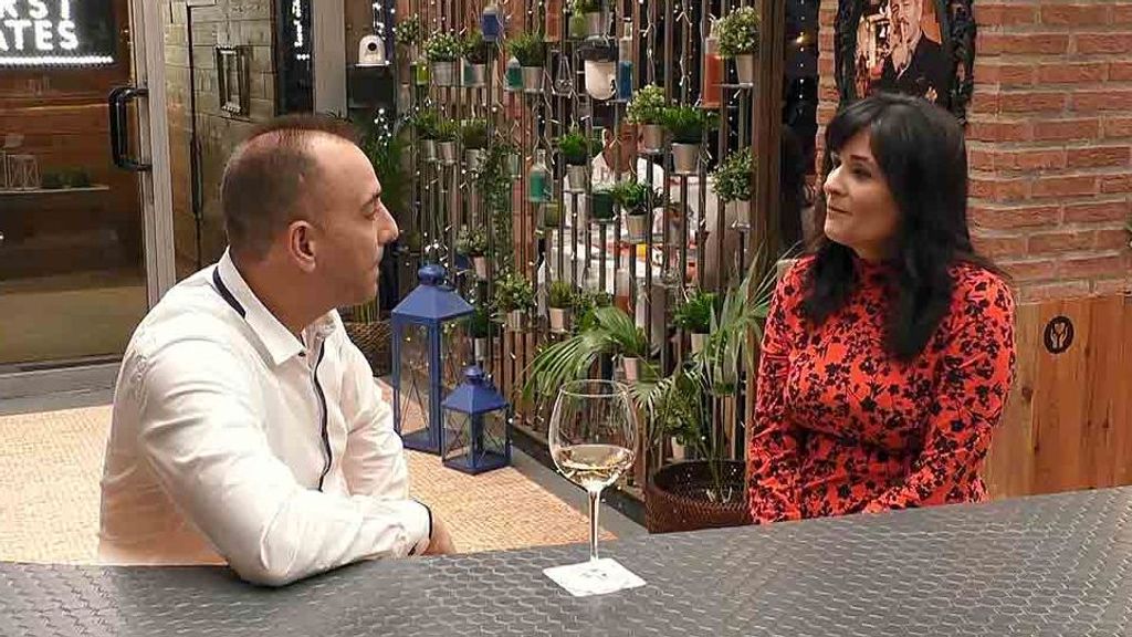 Nuria y Gonzalo durante su cita en 'First Dates'