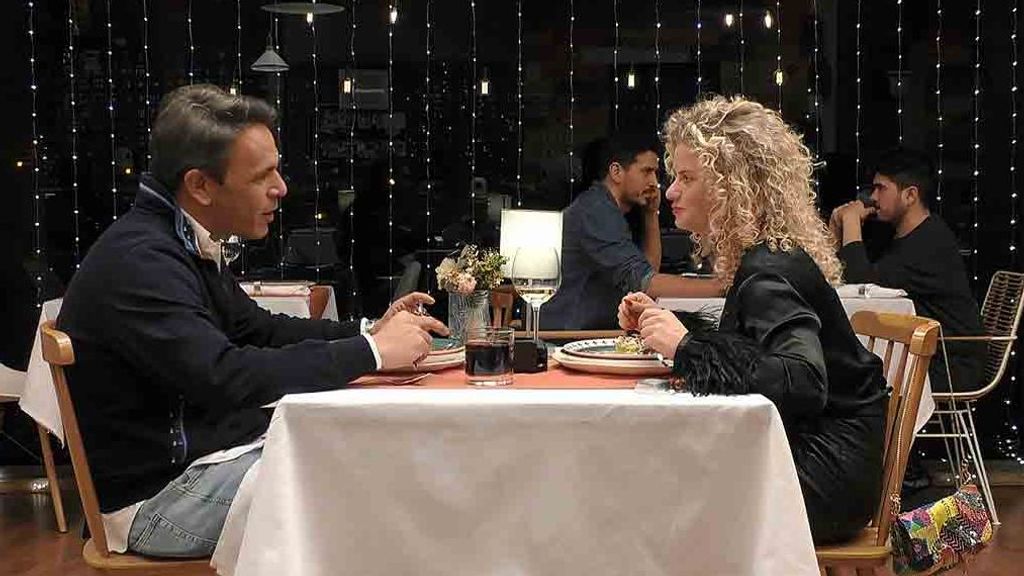 Arantxa y Fernando durante su cita en 'First Dates'